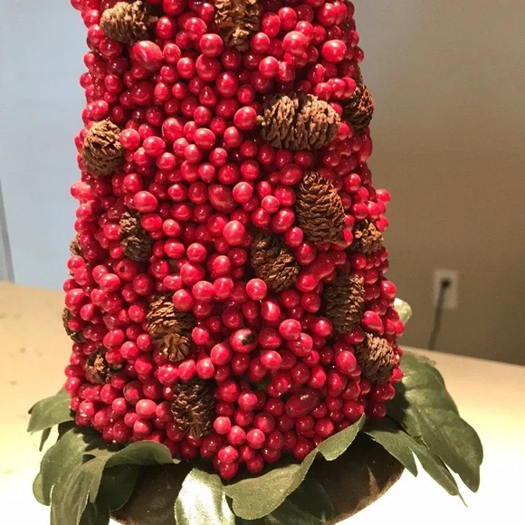 Beautiful table Christmas tree - Picture 2 of 4